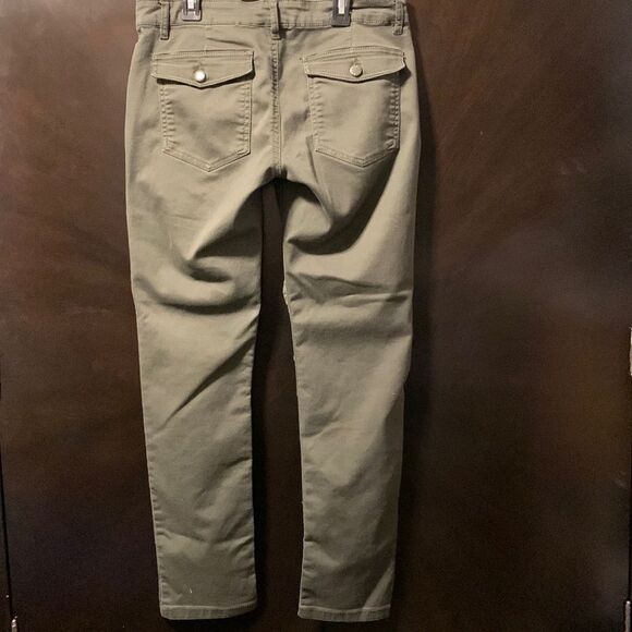 Joe Fresh hunter green cropped pants, size 4 - Picture 2 of 5